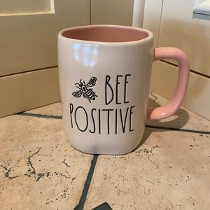 Rae Dunn bee positive mug